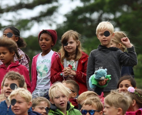 barn som synger kolonisang